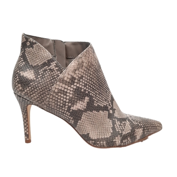 Fergalicious Goldie Bootie Snakeskin Stiletto Heel Size 7.5‎ Women's Shoes - Picture 1 of 13